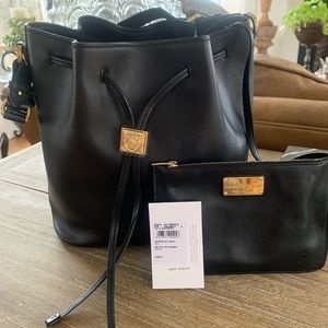 Salvatore Ferragamo ~ bucket bag ~ Italy